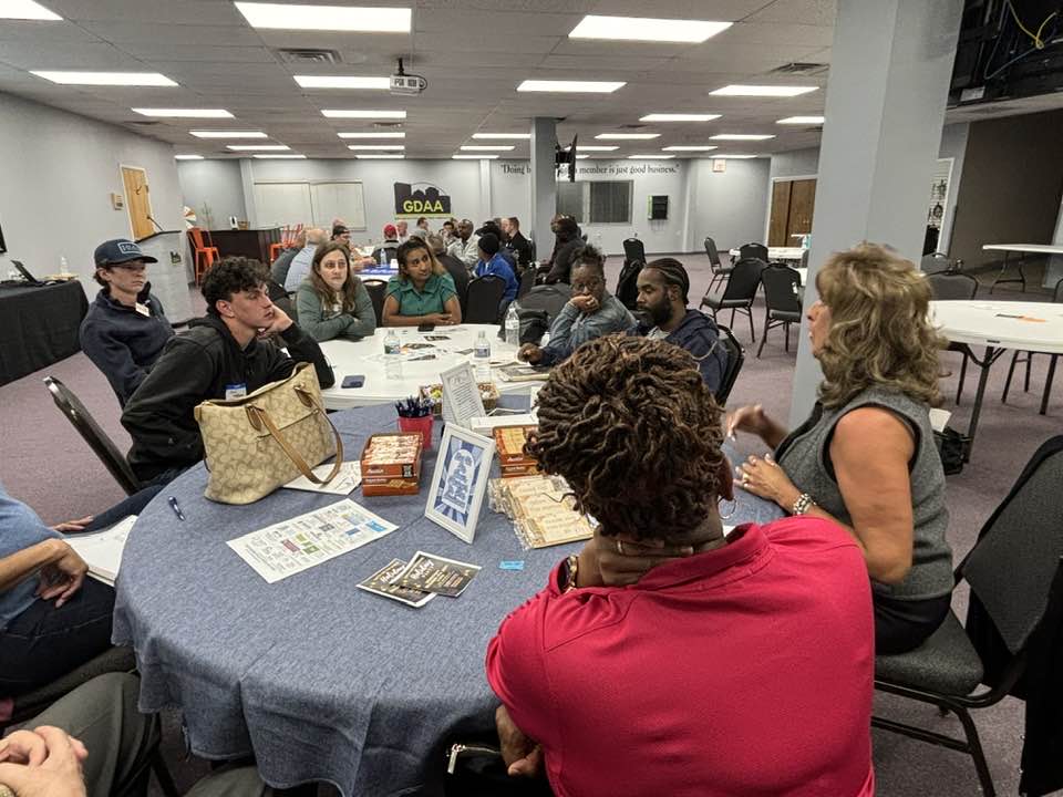 members listen and ask questions at Greater Dayton REIA Vendor Round Tables November 2024